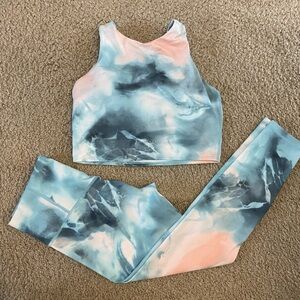 Athleta Conscious Crop Sports Bra Elation 7/8 Tight Set Marine Minimalis…